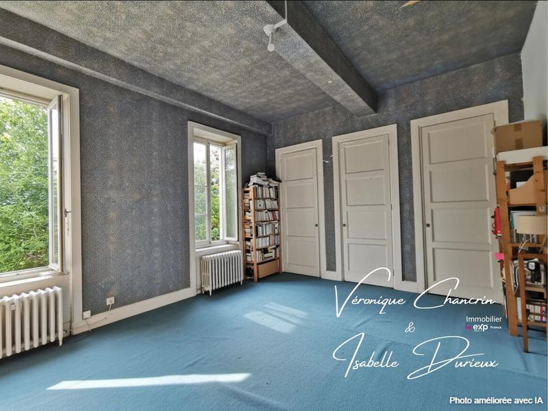 Maison - 198 m² - 7 pièces