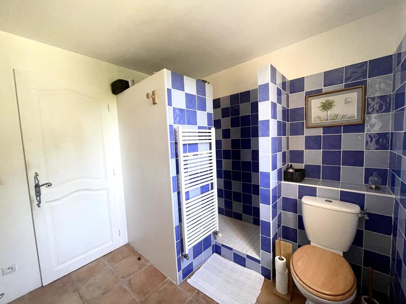 Maison - 224 m² - 7 pièces