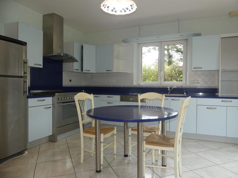 Maison contemporaine - 204 m² - 7 pièces