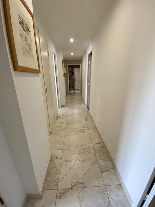 Appartement - 98 m² - 5 pièces