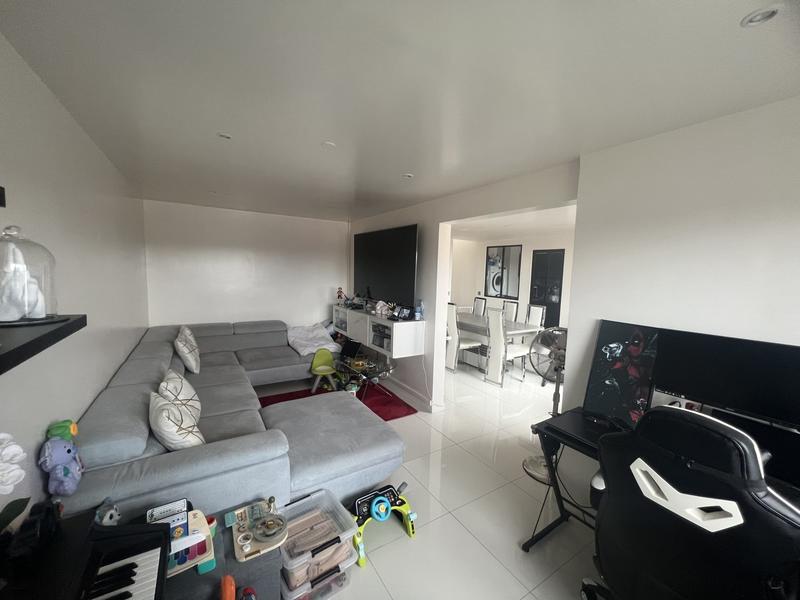 Appartement - 96 m² - 5 pièces