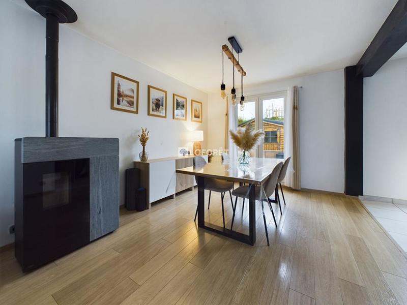 Maison - 105 m² - 5 pièces