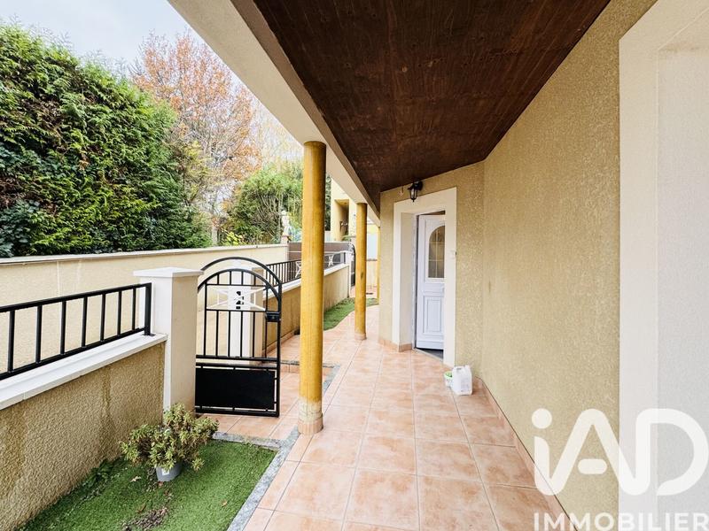 Maison - 121 m² - 4 pièces