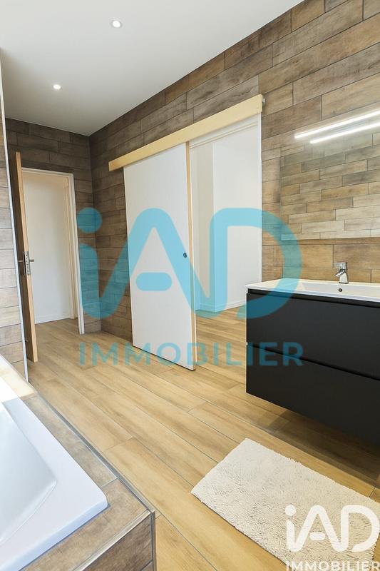 Maison - 175 m² - 8 pièces