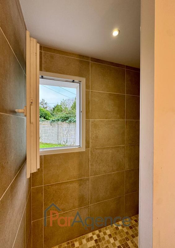 Maison - 104 m² - 4 pièces