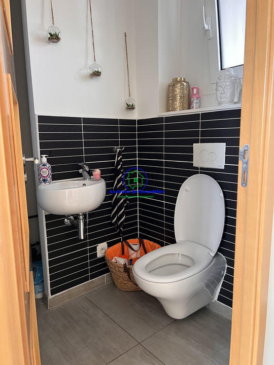 Villa - 191 m² - 7 pièces