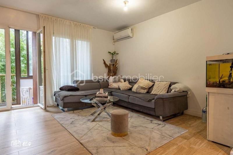 Appartement - 75 m² - 3 pièces