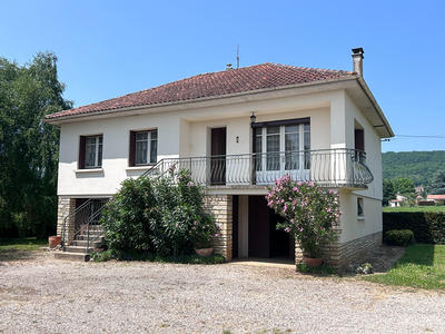 Maison - 82 m² - 4 pièces