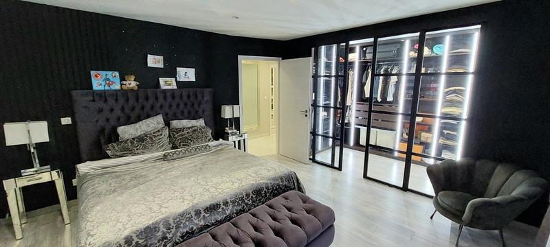 Maison - 158 m² - 5 pièces