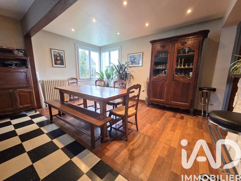 Maison - 151 m² - 6 pièces