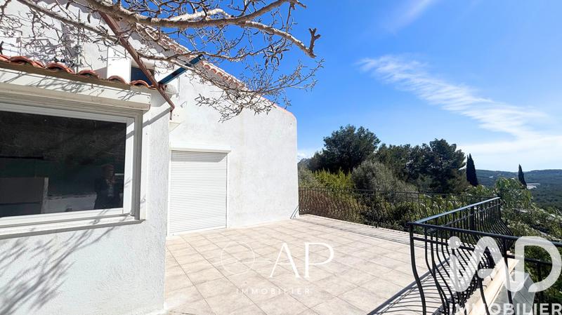 Appartement - 137 m² - 5 pièces