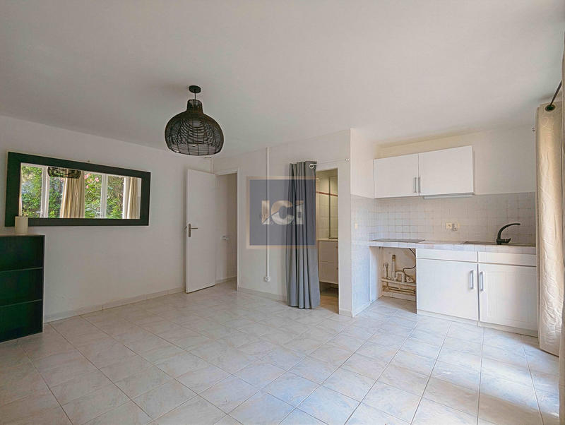 Villa - 356 m² - 11 pièces