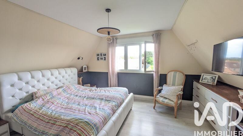 Maison - 195 m² - 8 pièces