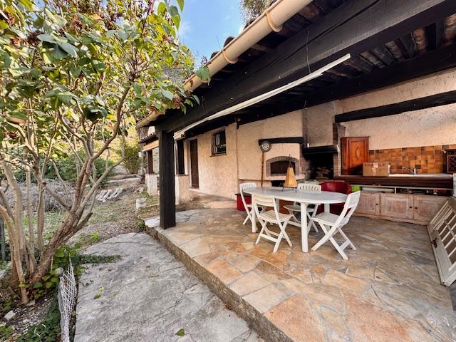 Maison - 166 m² - 6 pièces