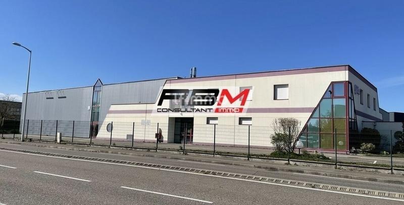 Bureau - 2 689 m² - 20 pièces