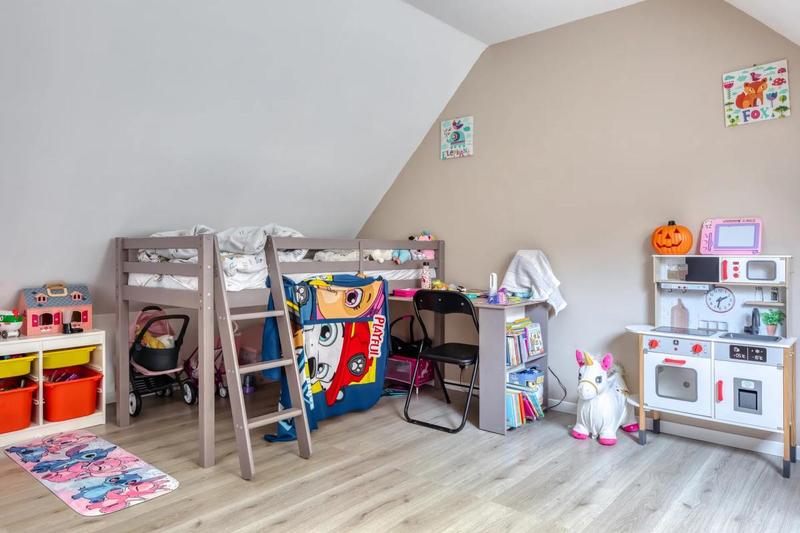 Maison - 133 m² - 6 pièces