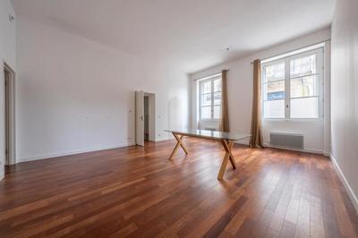 Appartement - 91 m² - 4 pièces