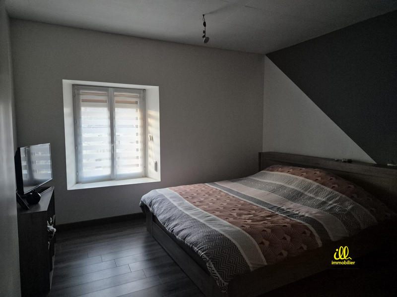 Maison - 128 m² - 6 pièces