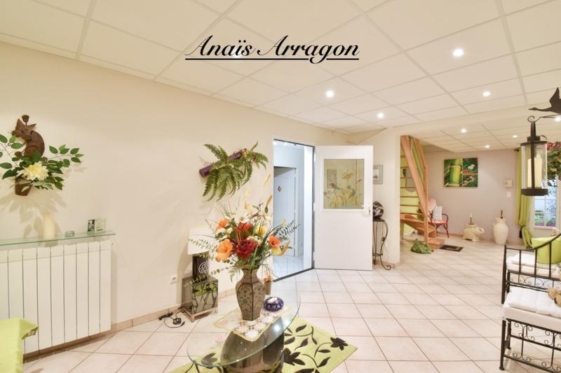 Maison de ville - 310 m² - 7 pièces