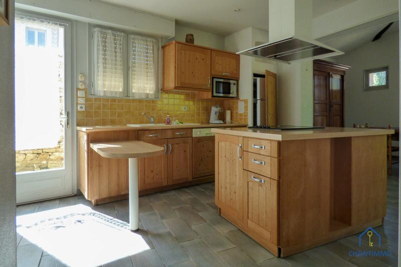 Maison - 151 m² - 7 pièces