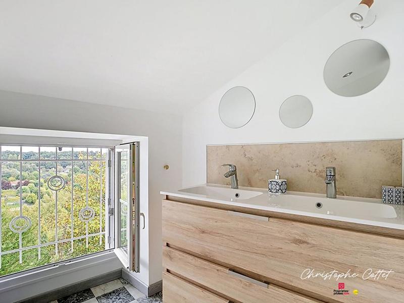 Maison - 90 m² - 3 pièces