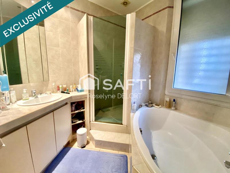 Appartement - 158 m² - 8 pièces