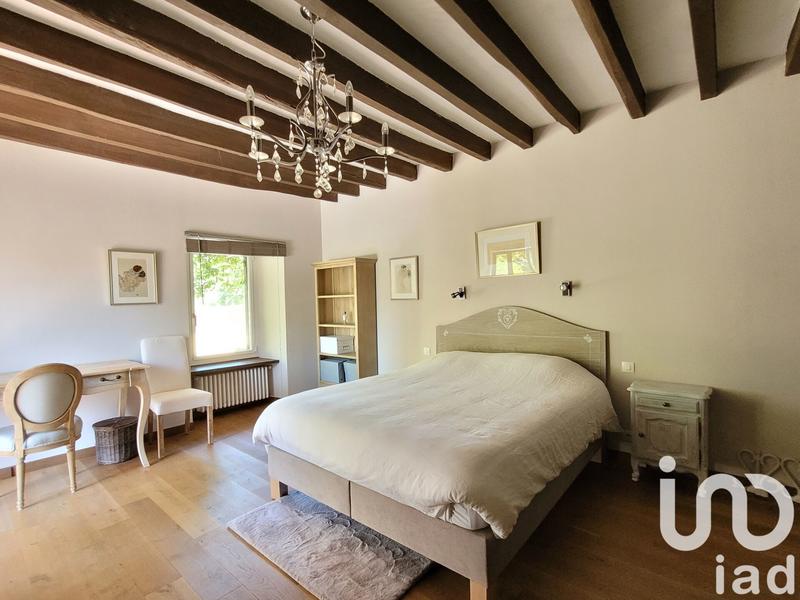 Maison - 280 m² - 10 pièces