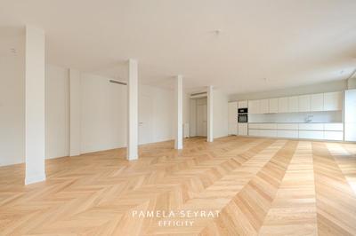 Appartement - 152 m² - 6 pièces