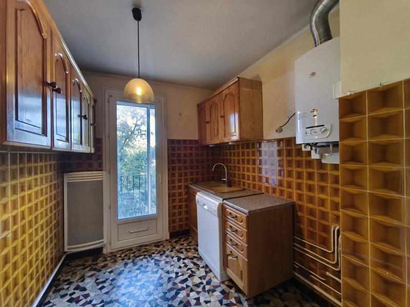 Appartement ancien - 70 m² - 4 pièces