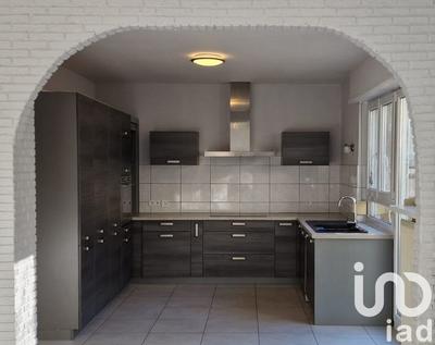 Maison - 143 m² - 7 pièces