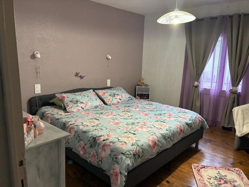 Demeure - 200 m² - 9 pièces