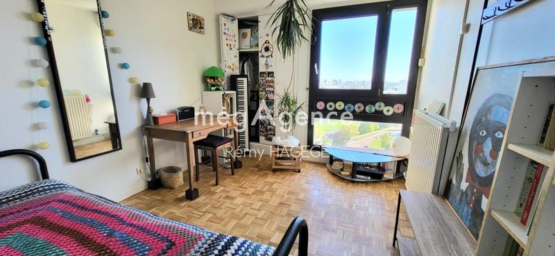Appartement - 87 m² - 4 pièces