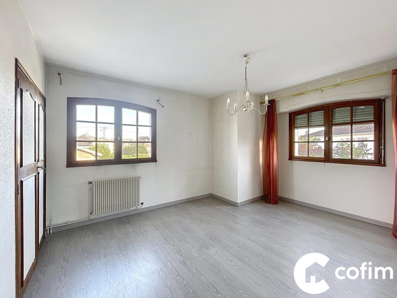 Maison - 158 m² - 5 pièces