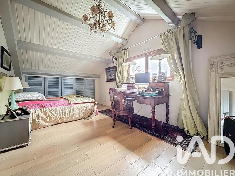 Maison - 143 m² - 6 pièces