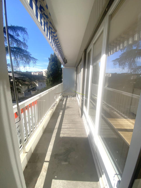 Appartement - 84 m² - 4 pièces