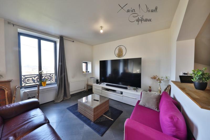 Maison - 394 m² - 9 pièces