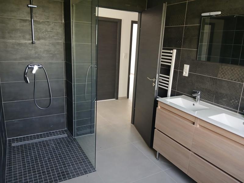 Pavillon - 122 m² - 8 pièces