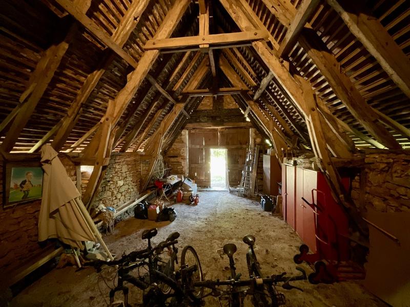 Maison - 300 m² - 9 pièces