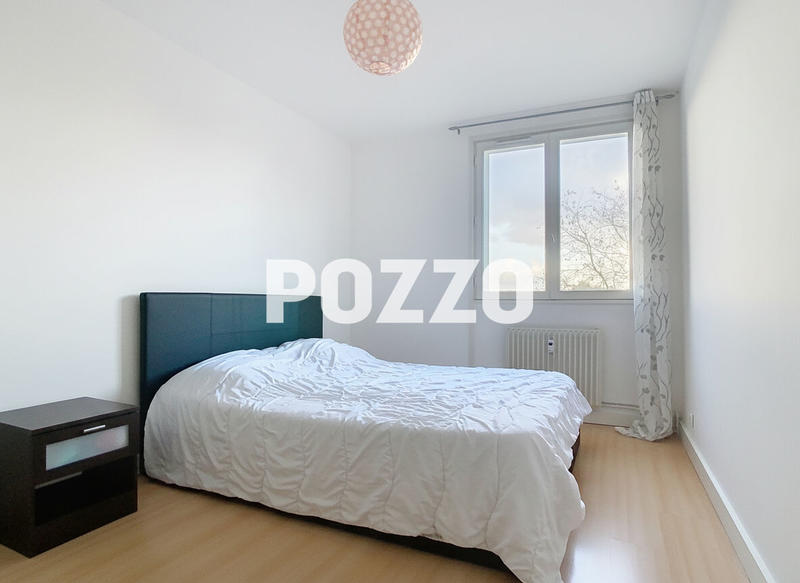 Appartement - 77 m² - 4 pièces