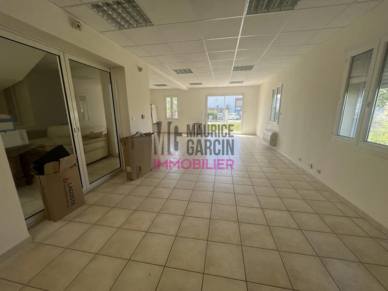 Bureau - 172 m² - 12 pièces