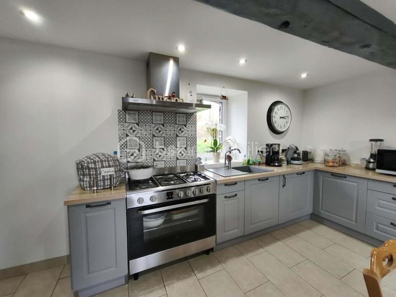 Maison en pierre - 105 m² - 5 pièces