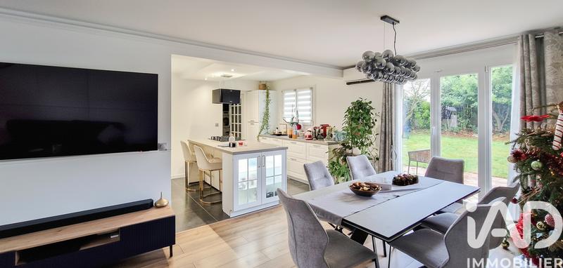 Maison - 111 m² - 5 pièces