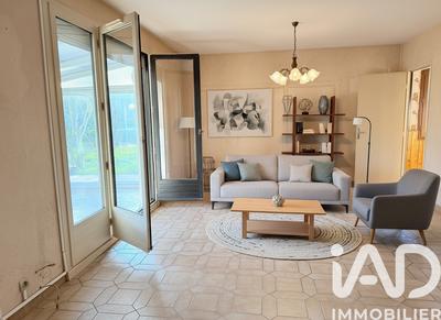 Maison - 103 m² - 5 pièces