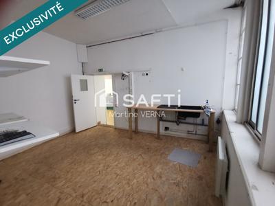 Local commercial - 128 m² - 3 pièces