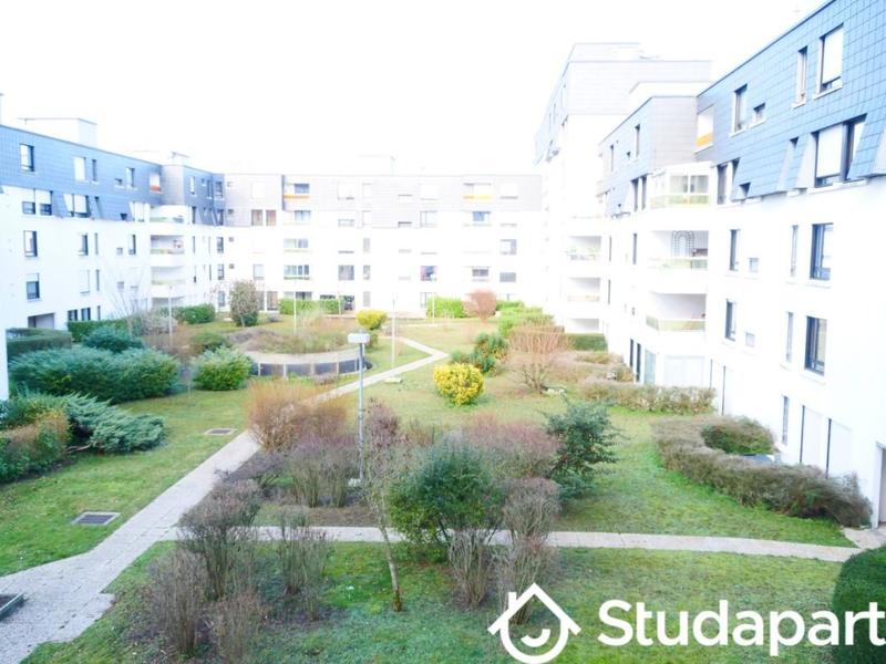 Chambre - 12 m² - 1 pièce