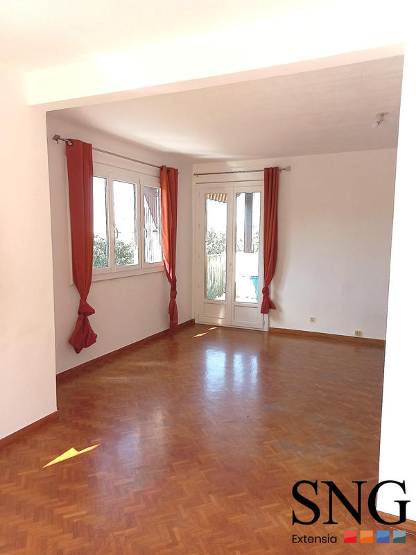 Appartement - 90 m² - 3 pièces