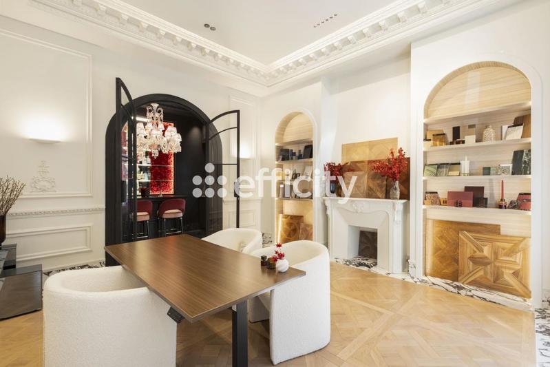 Appartement - 102 m² - 5 pièces