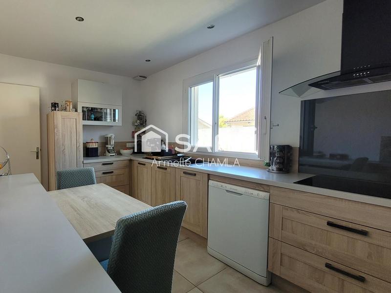 Maison - 90 m² - 4 pièces