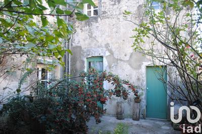 Maison de village - 166 m² - 9 pièces