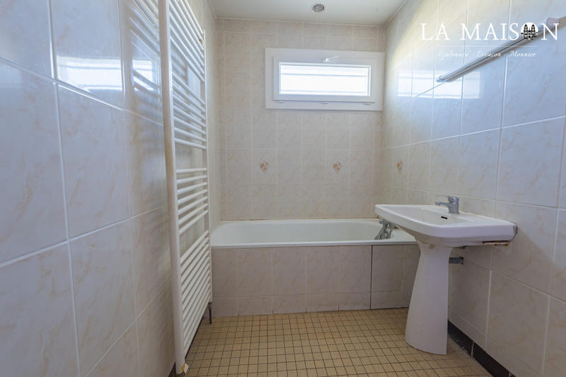 Maison - 80 m² - 4 pièces